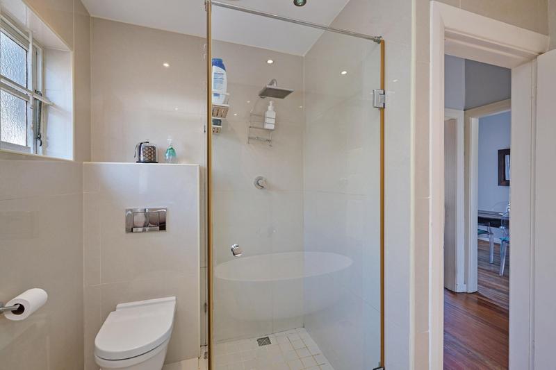 6 Bedroom Property for Sale in Fish Hoek Western Cape
